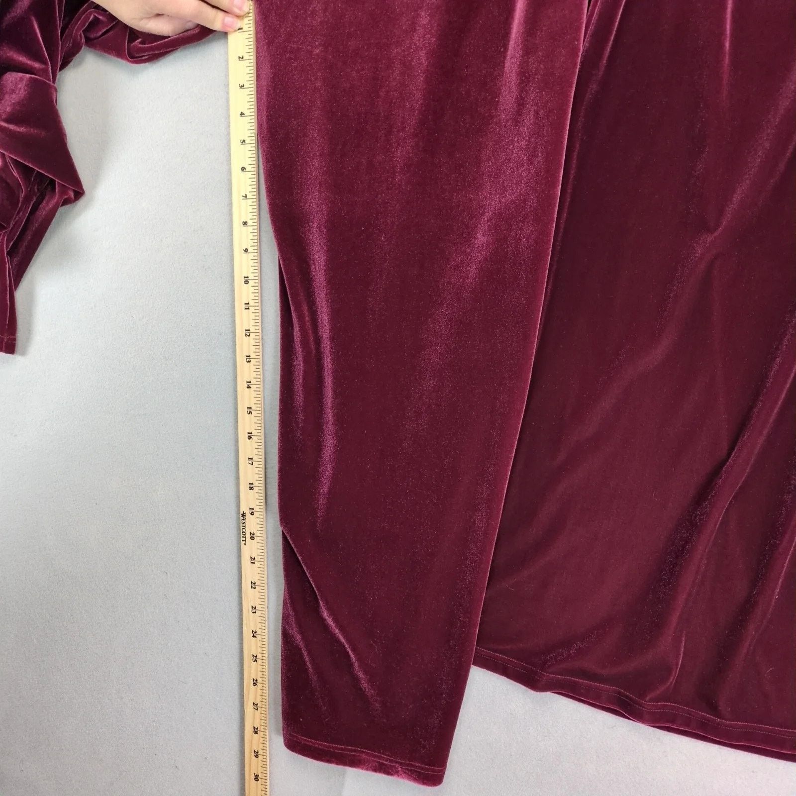 Denim & Co. Denim & Co 3pc Burgundy Velour Outfit: Shirt Skirt Pants M Size M / US 6-8 / IT 42-44 - 6 Thumbnail