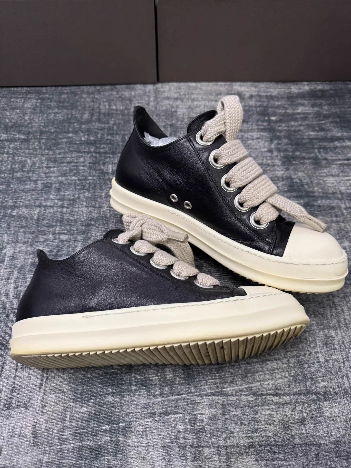 Rick Owens Rick Owens Thick Laces Low Top "Big Converse" Size US 7 / EU 40 - 2 Thumbnail