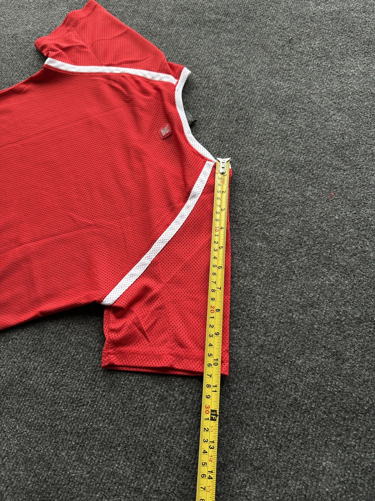 Nike 🚨 NIKE Y2K RED VNTG SHOX RARE T SHIRT SHORT SLEEVE Size M / US 6-8 / IT 42-44 - 17 Thumbnail