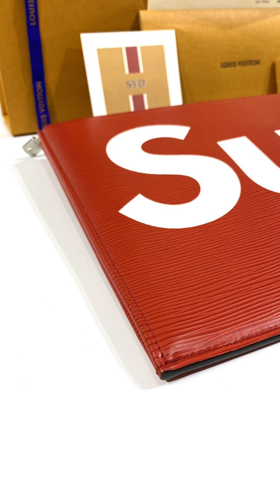 Louis Vuitton × Supreme Louis Vuitton X Supreme Pochette Red Jour EPI Leather Bag Size ONE SIZE - 5 Thumbnail