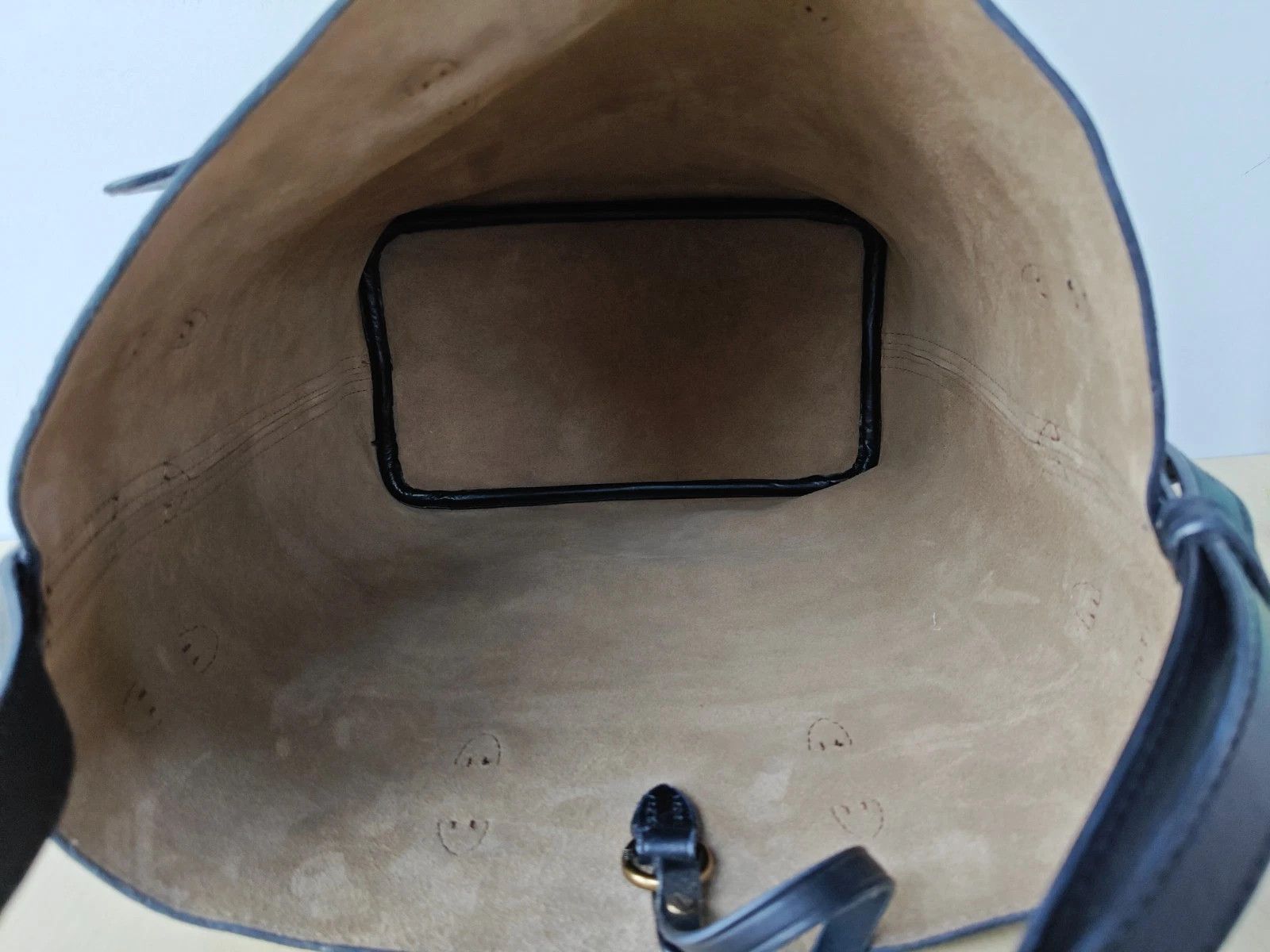 Polo Ralph Lauren Polo Ralph Lauren Bellport Leather Large Bucket Bag FTP 0008 Size ONE SIZE - 8 Thumbnail