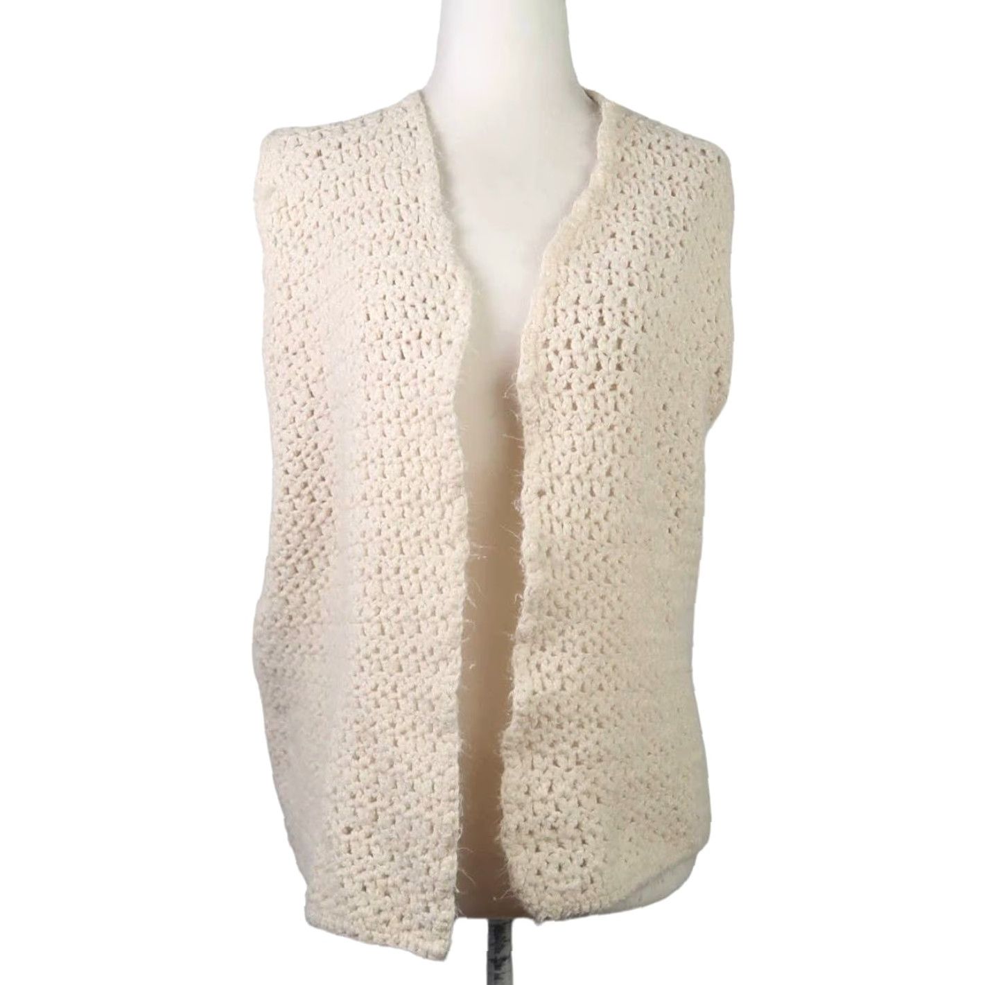 Vintage VINTAGE cream crochet knit sweater vest cardigan L Casual 1970s Acrylic Open fit Sleeveless Handmade 21" pit to pit 23" length Womens/Unisex Size L / US 10 / IT 46 - 5 Thumbnail