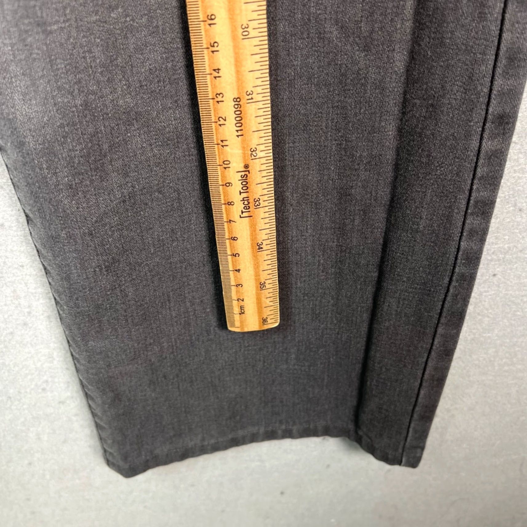 Vintage AJ Armani Jeans Mens 33 Slim Fit Gray Denim Jeans Made In Italy 5-Pocket Design Size US 33 - 7 Thumbnail