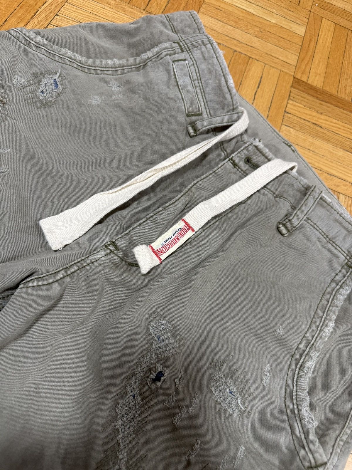 True Religion True Religion Custom Cropped Pant Size US 33 - 4 Thumbnail