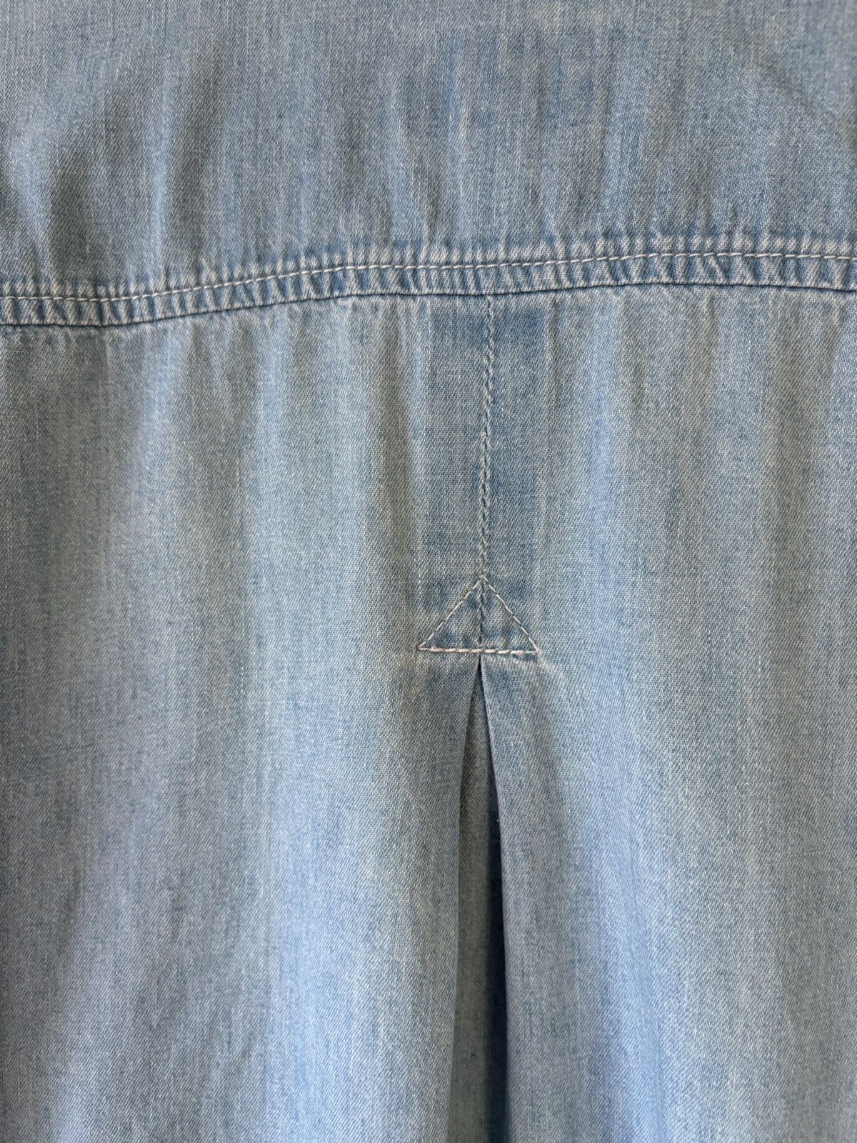 Levi's × Levi's Vintage Clothing Vintage 90s Washed Denim Cargo Shirt Size US L / EU 52-54 / 3 - 11 Thumbnail