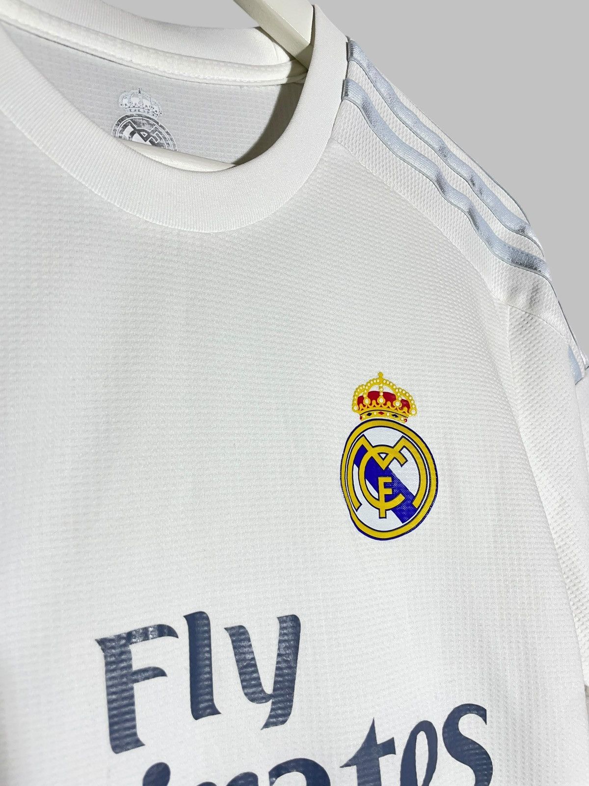 Adidas Real Madrid Adidas 2015/16 Home Football Shirt Size US M / EU 48-50 / 2 - 5 Thumbnail