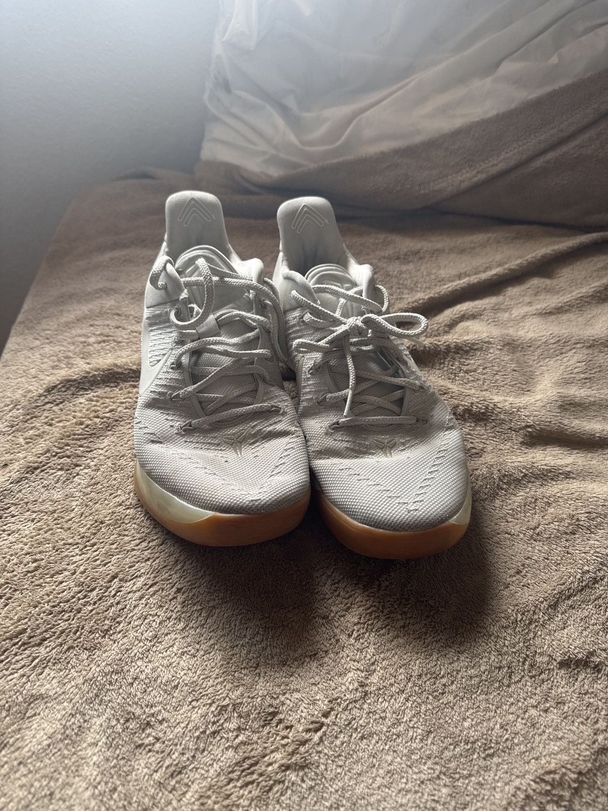 Nike Nike Kobe ad “light bone" basketball sneakers Size US 11 / EU 44 - 3 Thumbnail