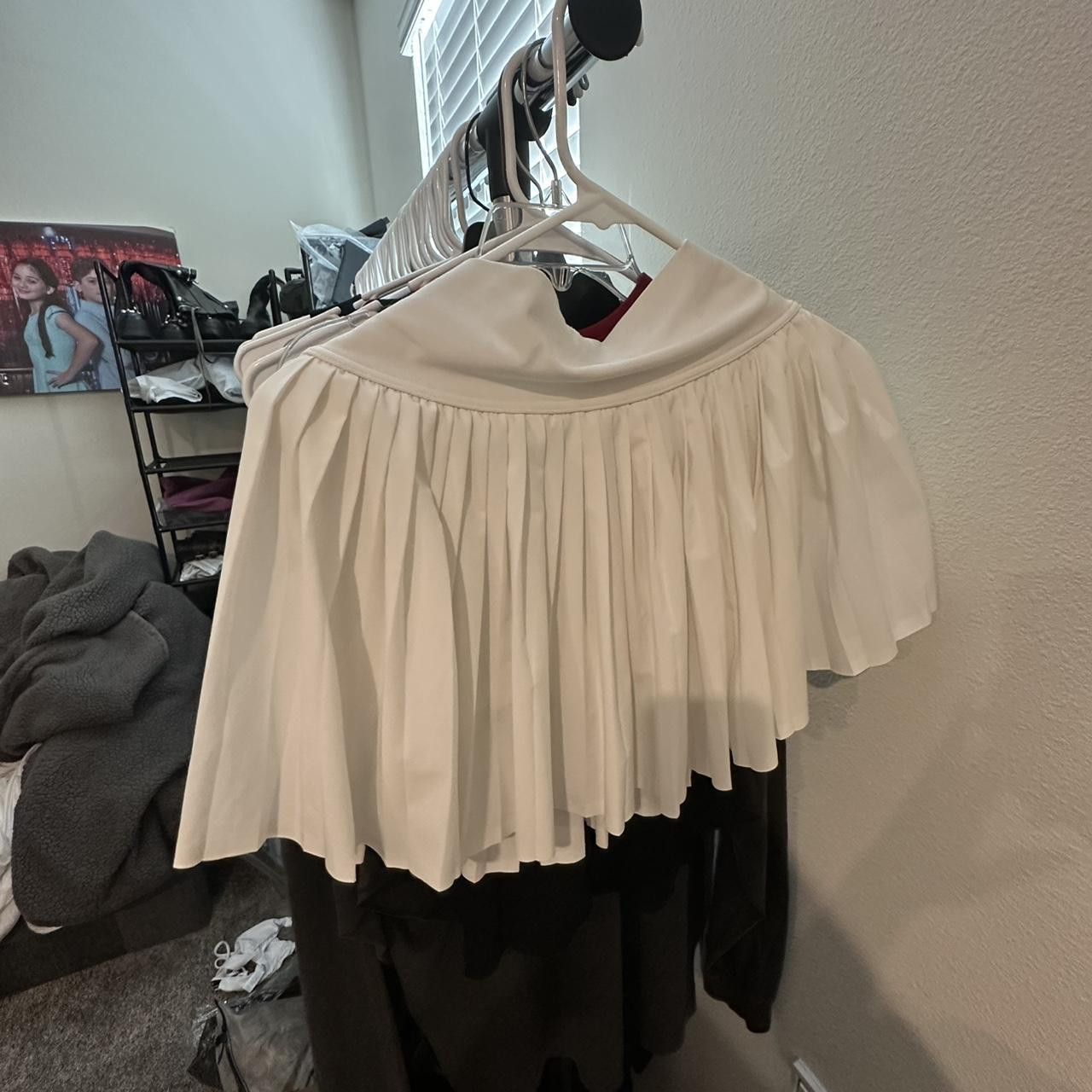 Aeropostale Aerie Pleated Skirt Size 27" / US 4 / IT 40 - 1 Thumbnail