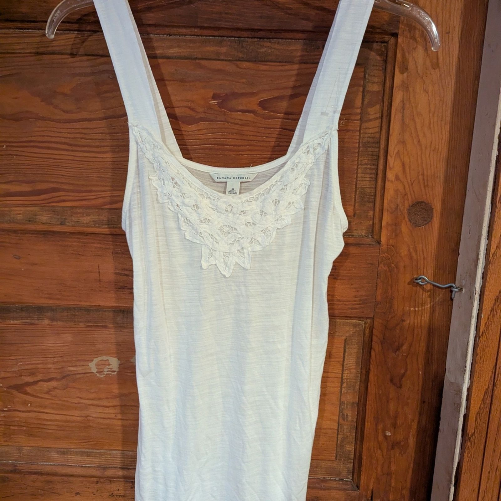 Banana Republic Banana Republic White Embellished Fitted Tank Top Size M / US 6-8 / IT 42-44 - 1 Thumbnail