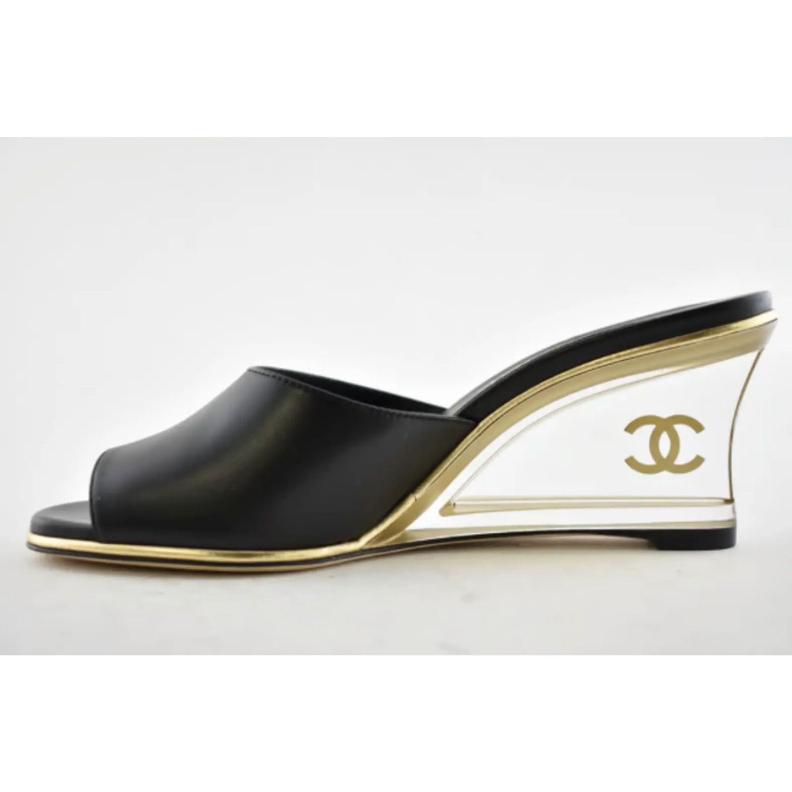 Chanel Chanel 20S Black Lambskin Clear Gold CC Mules Slide Size US 5.5 / IT 35.5 - 8 Thumbnail