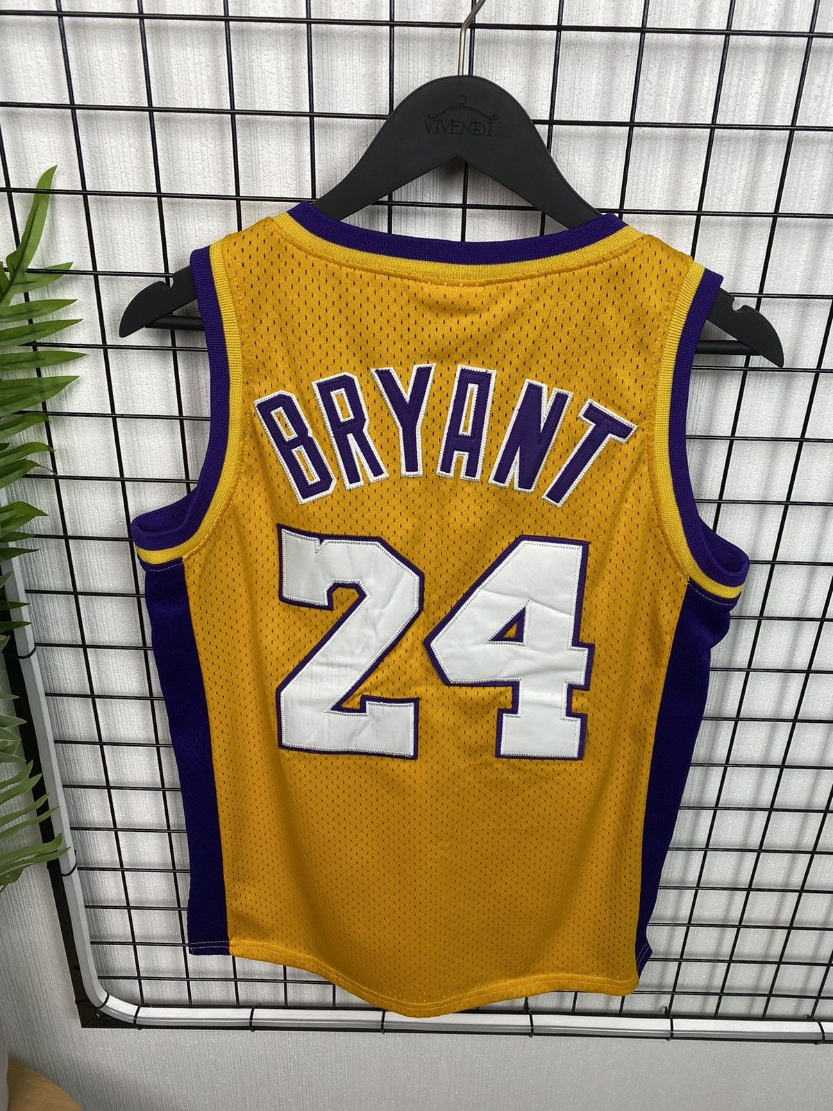 Mitchell & Ness × NBA Lakers #24 Kobe Bryant Jersey S Hardwood Classic Yellow LA Size US S / EU 44-46 / 1 - 11 Thumbnail