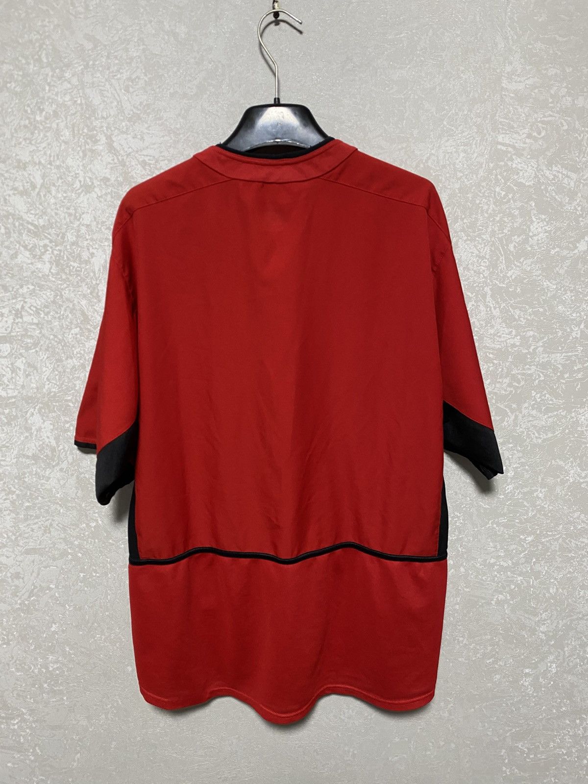 Nike Manchester United 2002 2004 Nike Soccer Jersey Size US L / EU 52-54 / 3 - 7 Thumbnail