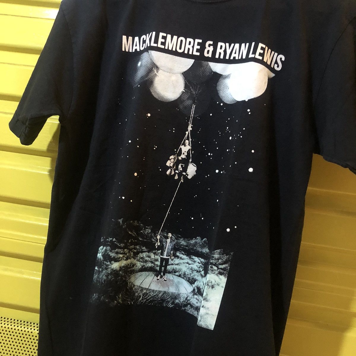 Band Tees Macklemore and Ryan Lewis Tour tee Size US M / EU 48-50 / 2 - 2 Thumbnail