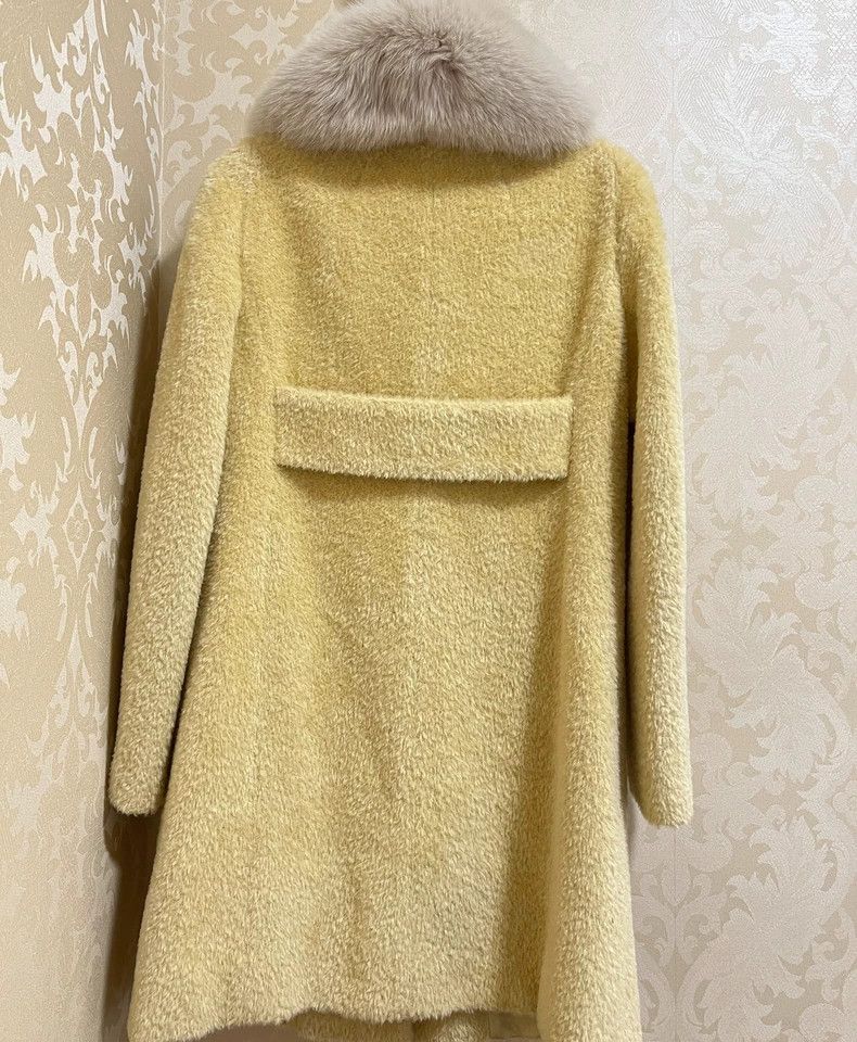 Max Mara Max Mara Goose yellow wool coat Size XS / US 0-2 / IT 36-38 - 3 Thumbnail