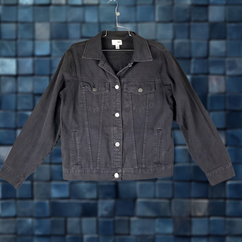 Vintage Amuse Society Denim Trucker Jacket Black Woman Small Distressed Jeans Jacket Women XS- S? Size S / US 4 / IT 40 - 1 Thumbnail