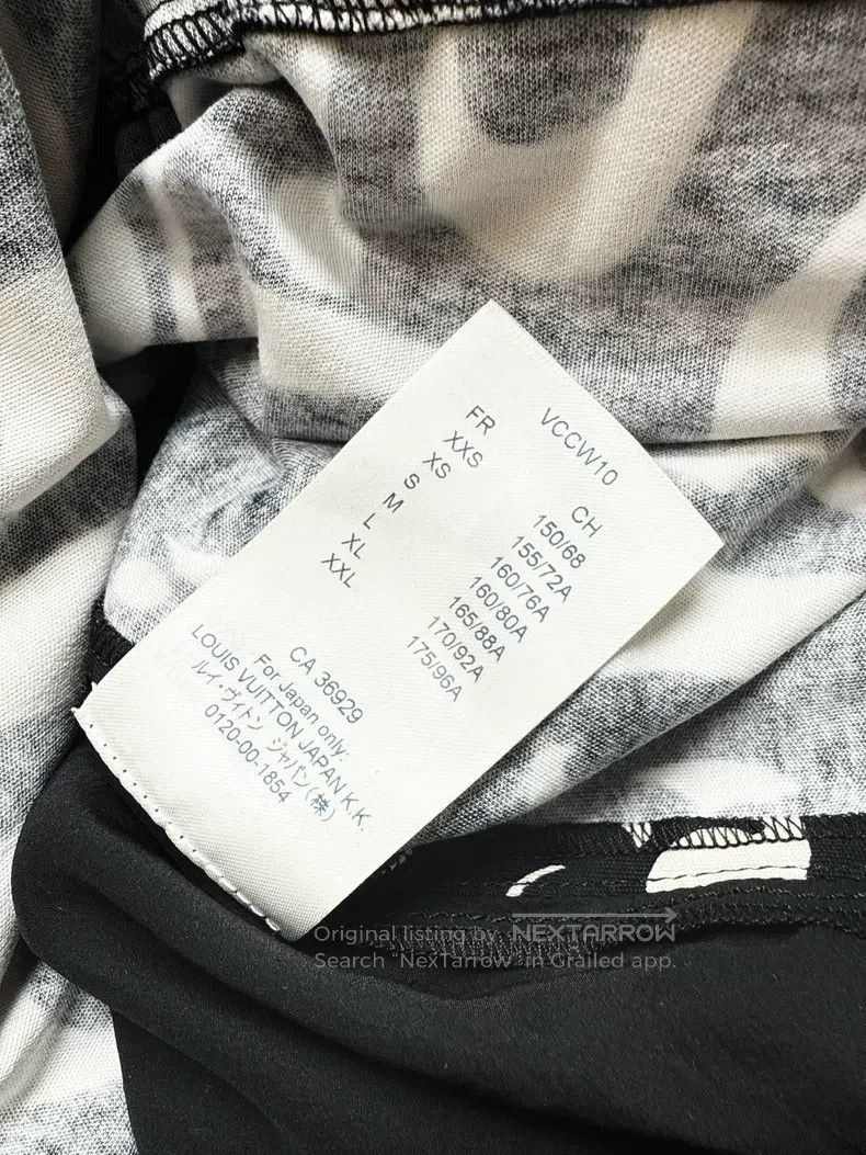 Louis Vuitton Louis Vuitton Black and white multi-element logo printed c Size S / US 4 / IT 40 - 6 Thumbnail