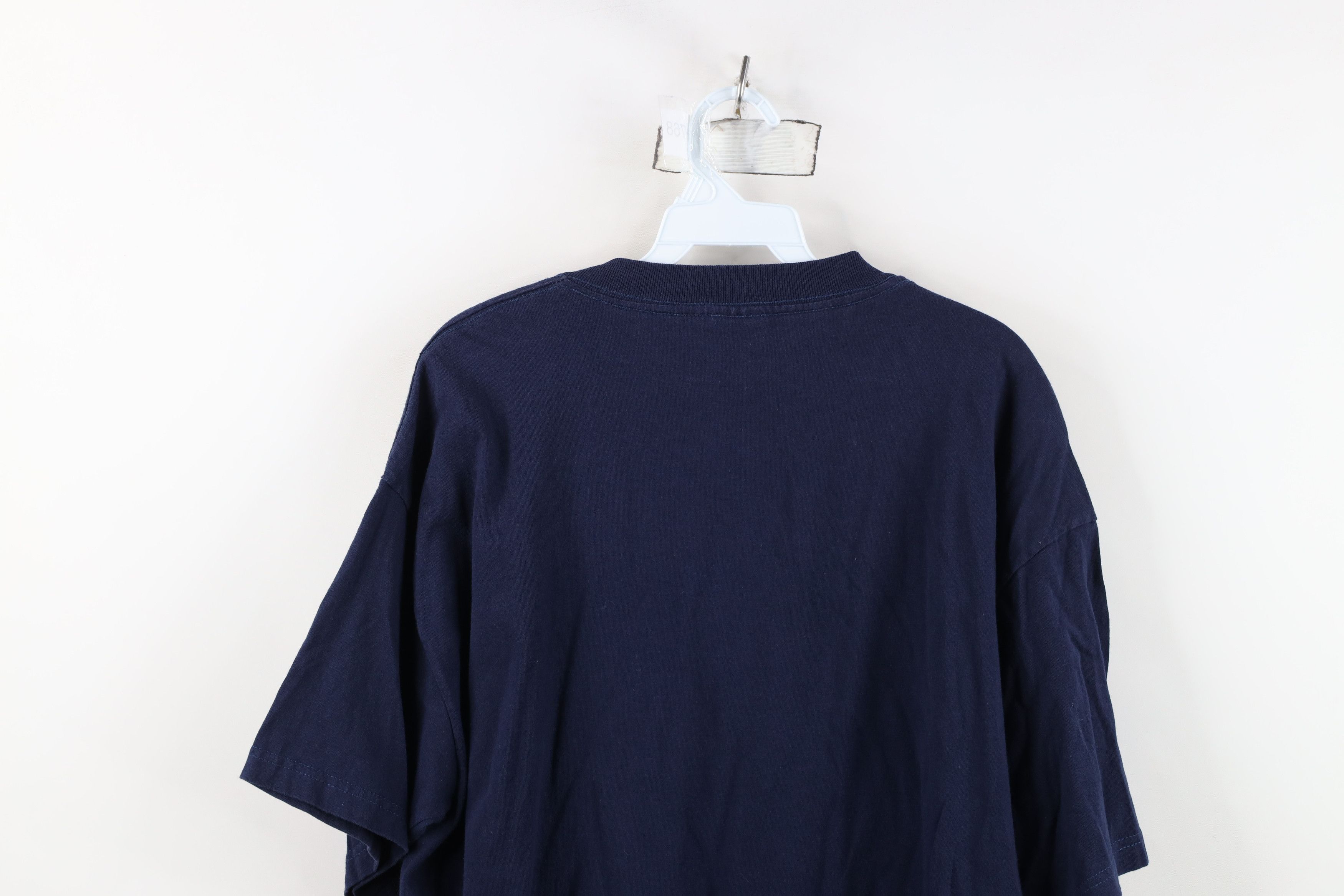 Vintage Vintage 90s Streetwear Noahs Ark Animals T-Shirt Blue Size US XL / EU 56 / 4 - 12 Thumbnail