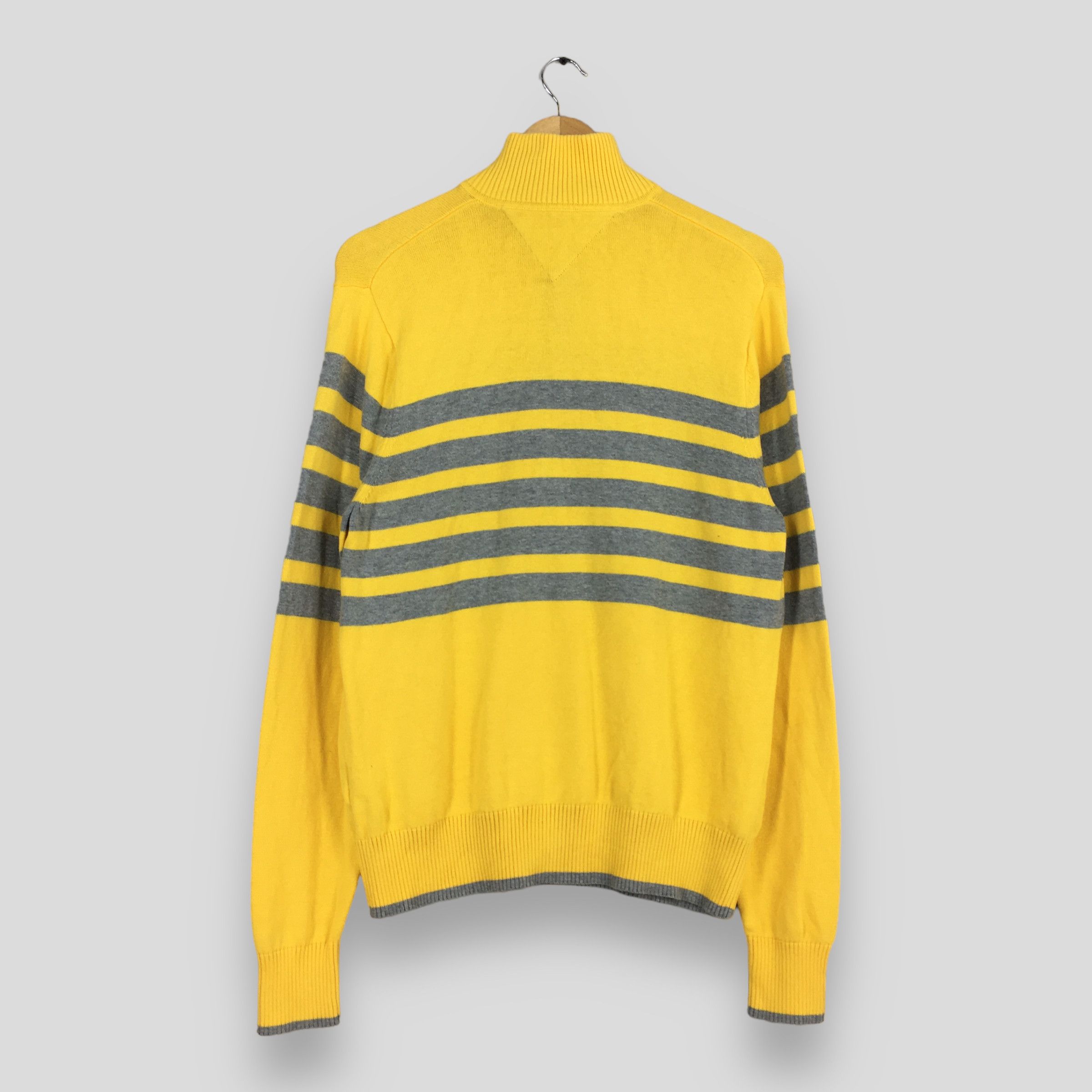 Tommy Hilfiger × Vintage Vintage 90s Tommy Hilfiger Stripes Sweater Small Size US S / EU 44-46 / 1 - 6 Thumbnail