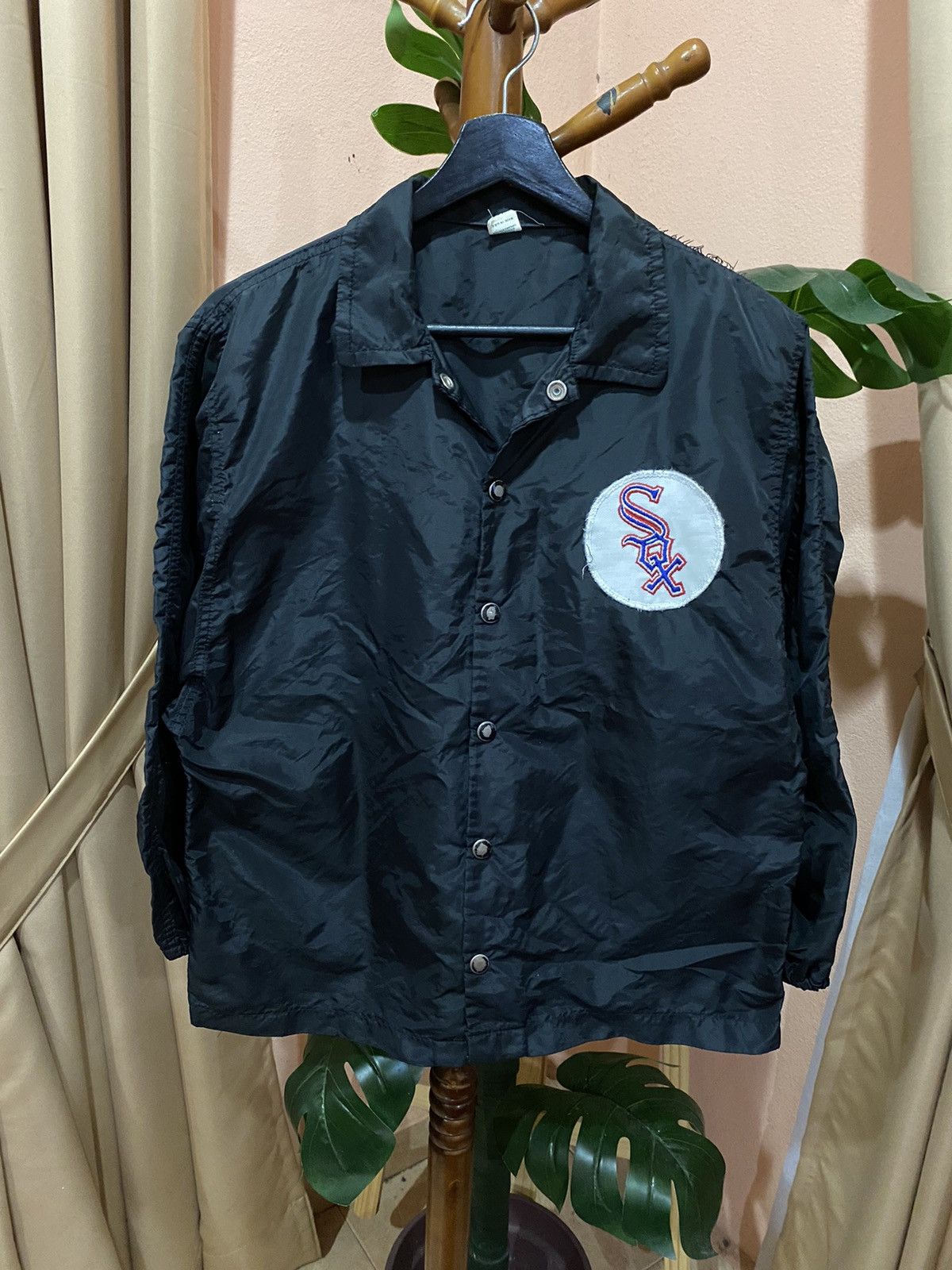 Vintage VINTAGE CHICAGO WHITE SOX NYLON COACH JACKET Size US S / EU 44-46 / 1 - 2 Thumbnail