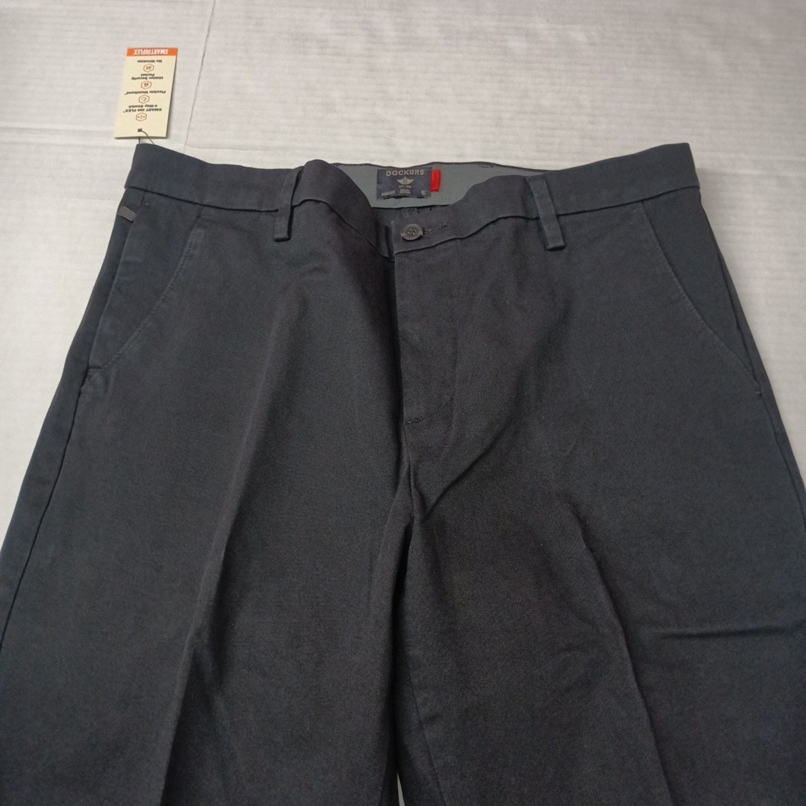 Dockers Dockers Workday Khakis Men's 36x30 Black Straight Fit Flex Size US 36 / EU 52 - 4 Thumbnail