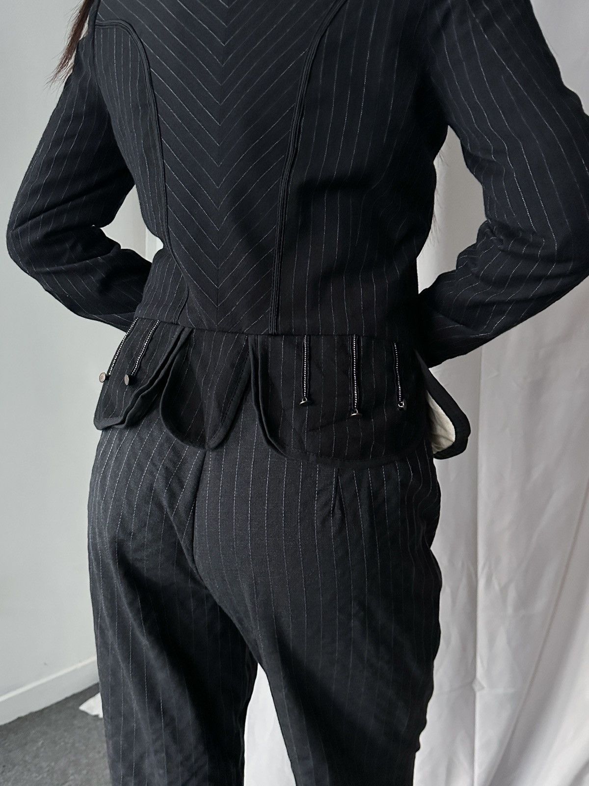 Codes Combine 2000s Codes Combine pinstripe blazer with antique buttons Size S / US 4 / IT 40 - 3 Thumbnail