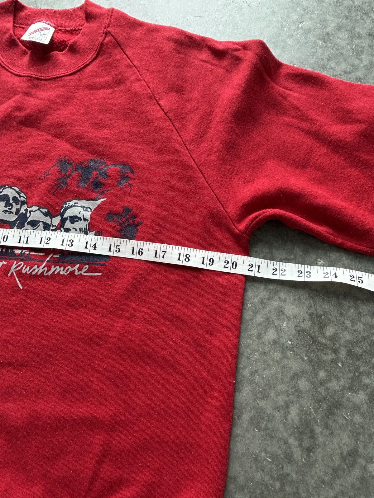 Vintage Vintage 80s Raglan Mount Rushmore Sweatshirt Size US M / EU 48-50 / 2 - 6 Thumbnail