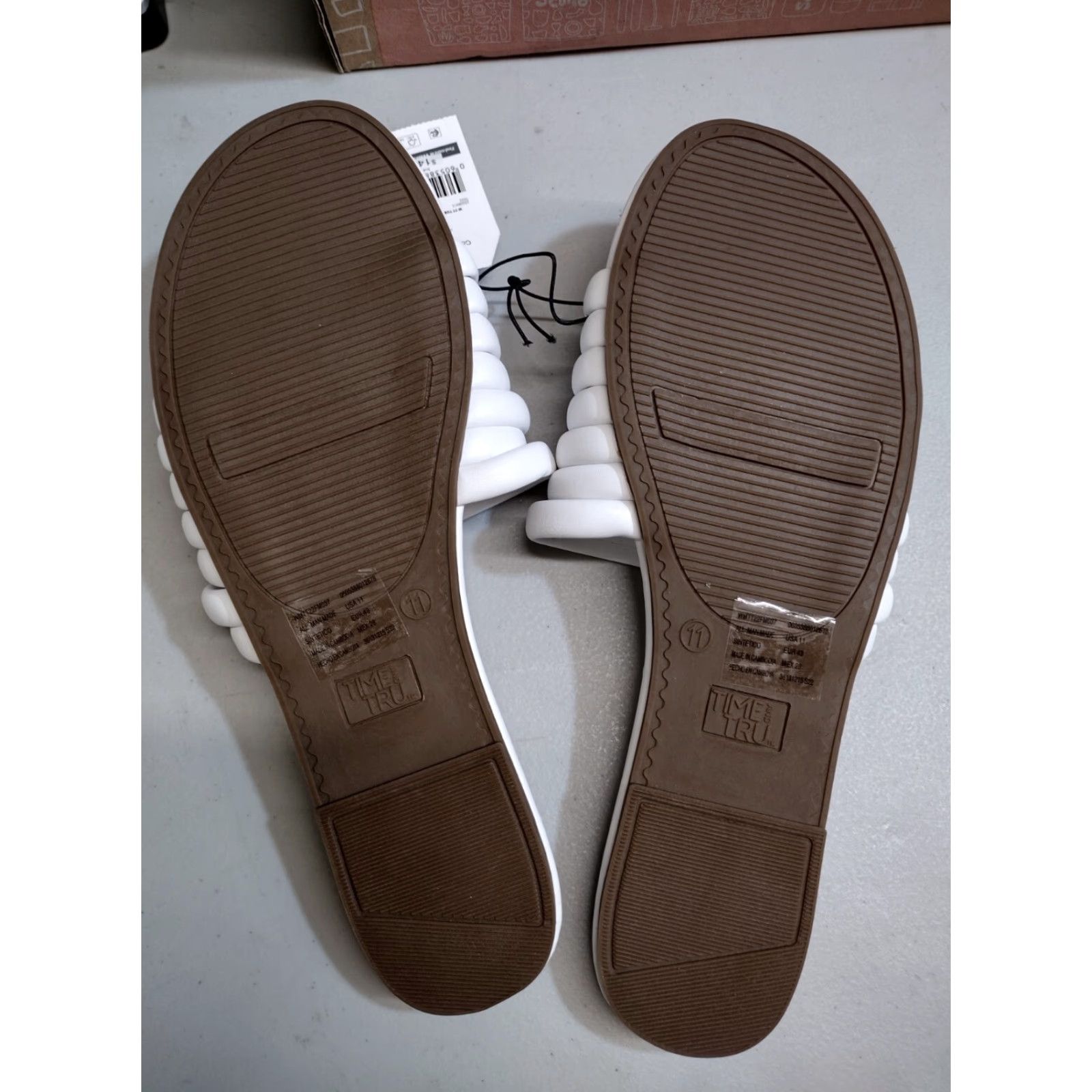 Vintage Time And Tru Women White Multi-Band Slide Flat Sandals Memory Foam Size 11 Size US 11 / IT 41 - 5 Thumbnail