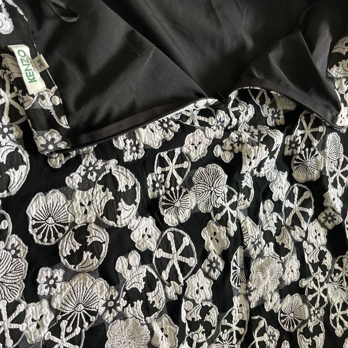 Kenzo KENZO • RARE VINTAGE 90s JAPANESE WAGARA SAKURA FLORAL SKIRT Size 26" / US 2 / IT 38 - 6 Thumbnail