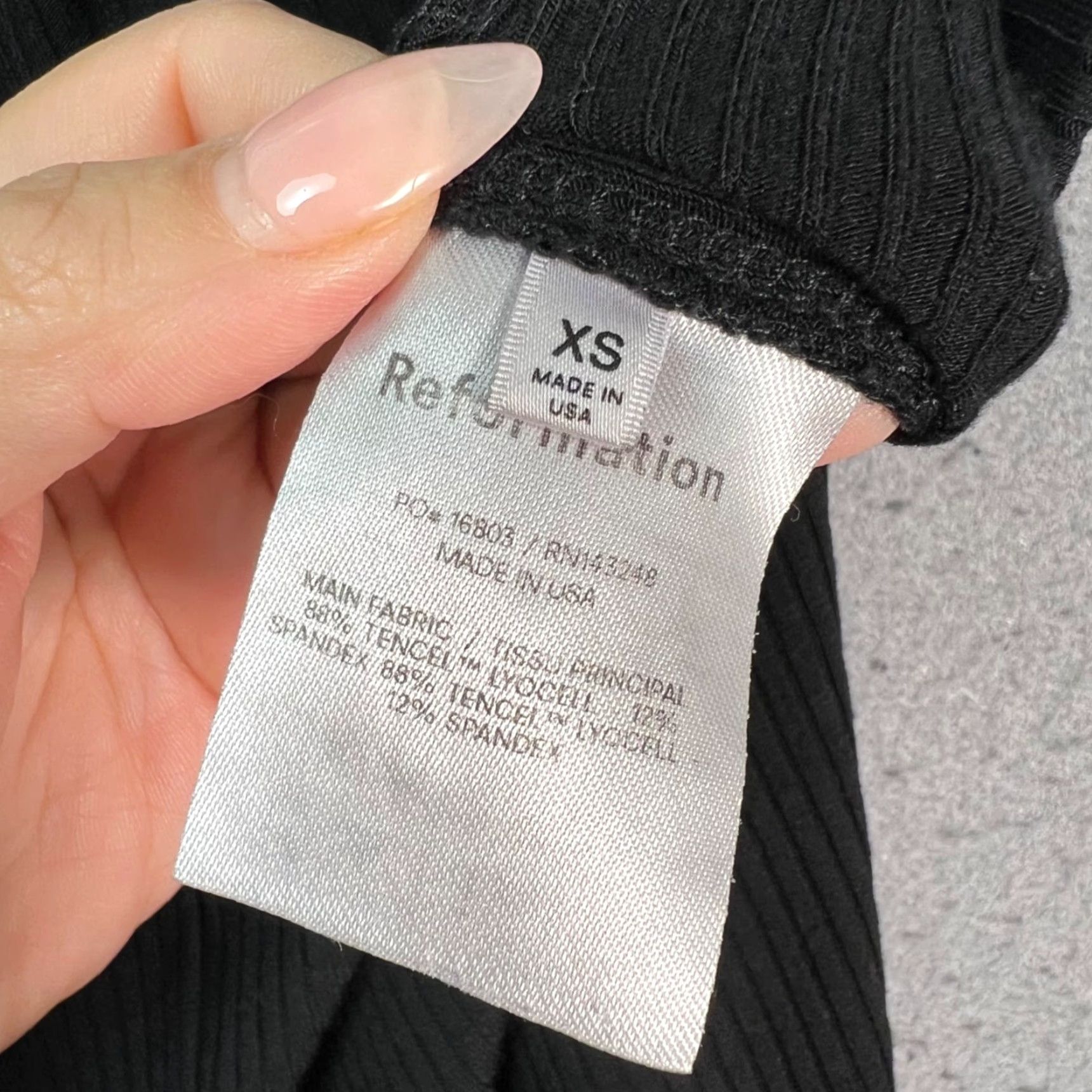 Reformation Reformation Womens XS Black Ribbed Knit Split Hem Straight Leg Pants - Womens XS Black Knit Pants Size 26" / US 2 / IT 38 - 4 Thumbnail