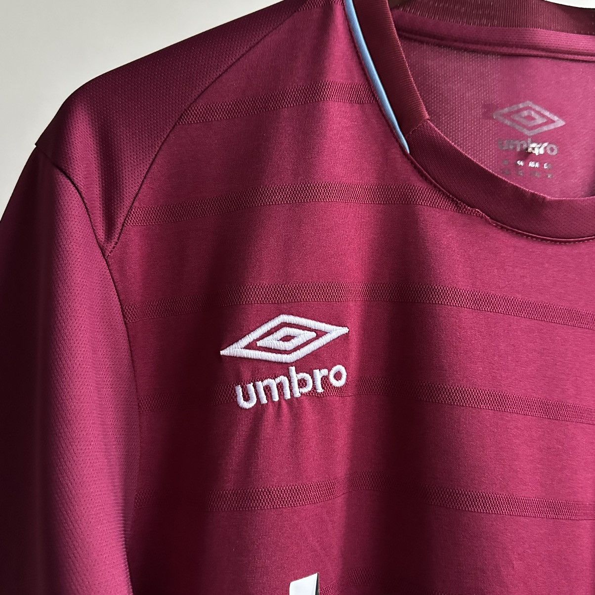 Umbro Arnautovic #7 Umbro FC West Ham United 2017/19 Soccer Jersey Size US XL / EU 56 / 4 - 5 Thumbnail