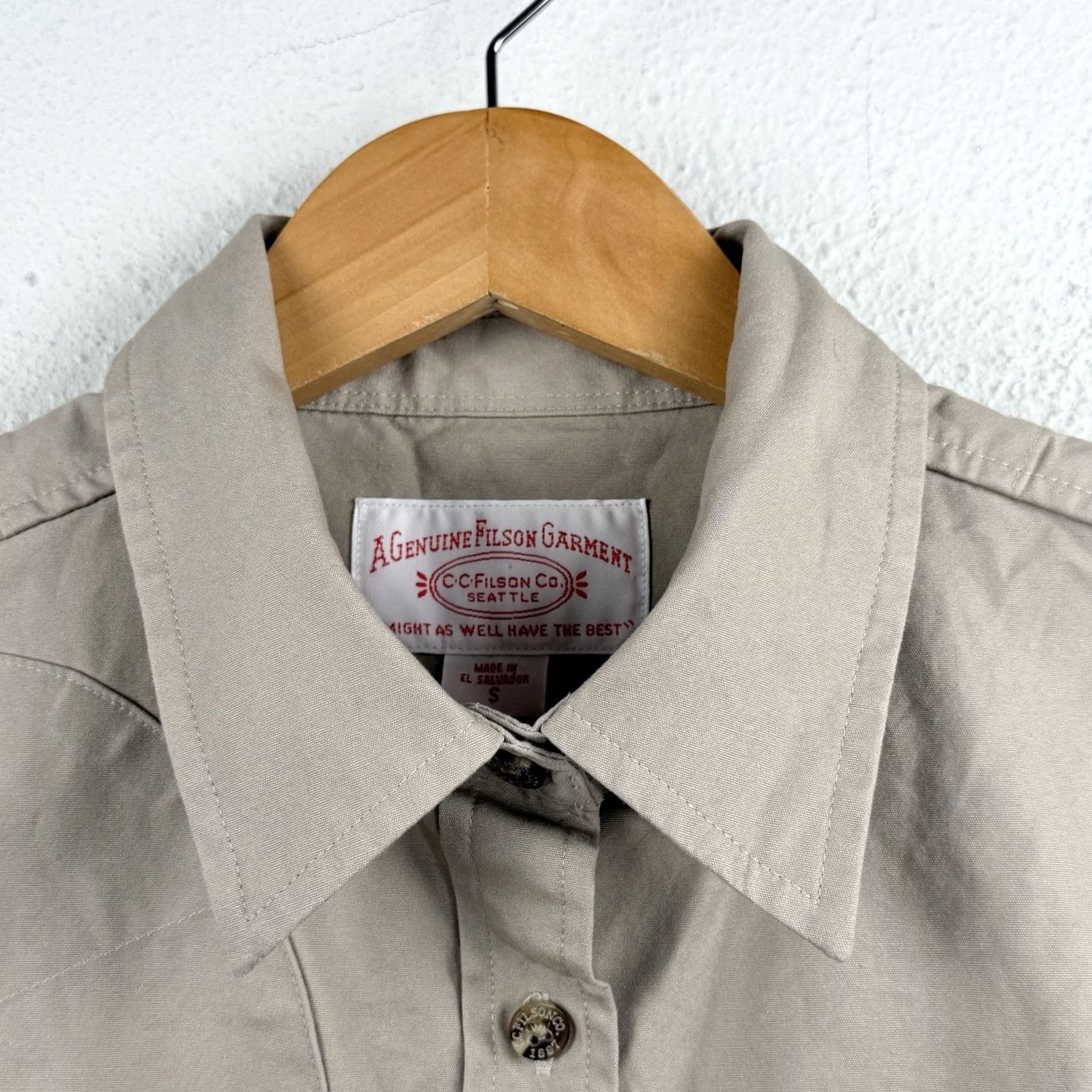Filson Filson Shirt Womens Small Beige Canvas Long Sleeve Button Up Pocket Workwear Casual Size S / US 4 / IT 40 - 7 Thumbnail