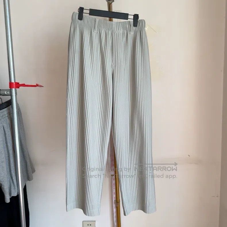 Issey Miyake Issey Miyake Light Gray Ruched Pants Size 30" / US 8 / IT 44 - 1 Thumbnail