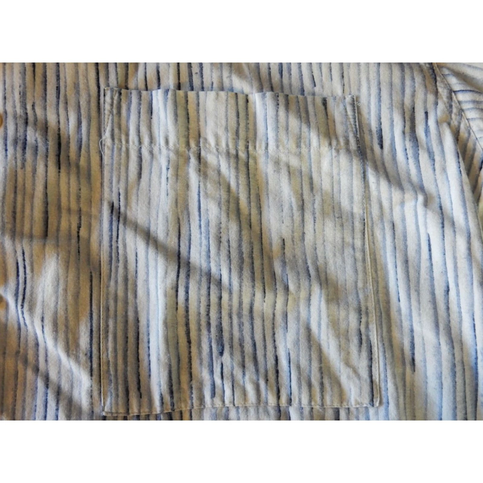 Calvin Klein VINTAGE Calvin Klein Men's Button-Up Shirt L Blue Striped Cotton Modern/Classic Fit Size US L / EU 52-54 / 3 - 2 Thumbnail