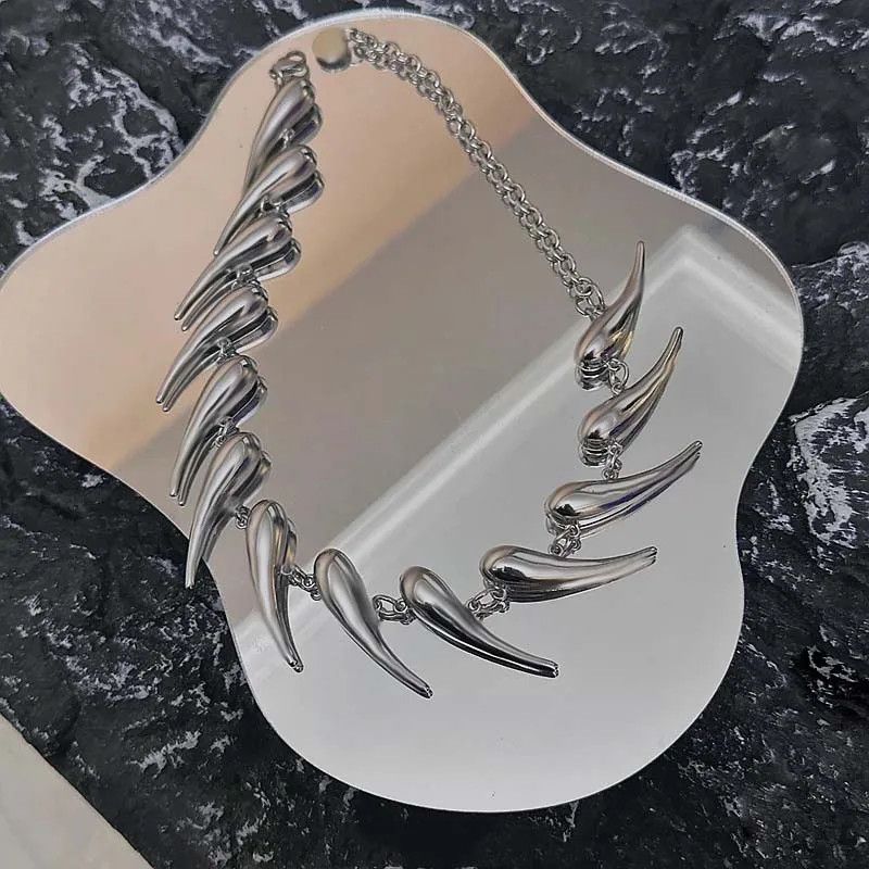 Jewelry Punk Rivet Chain Choker Water Drop Thorn Necklaces Size ONE SIZE - 4 Thumbnail