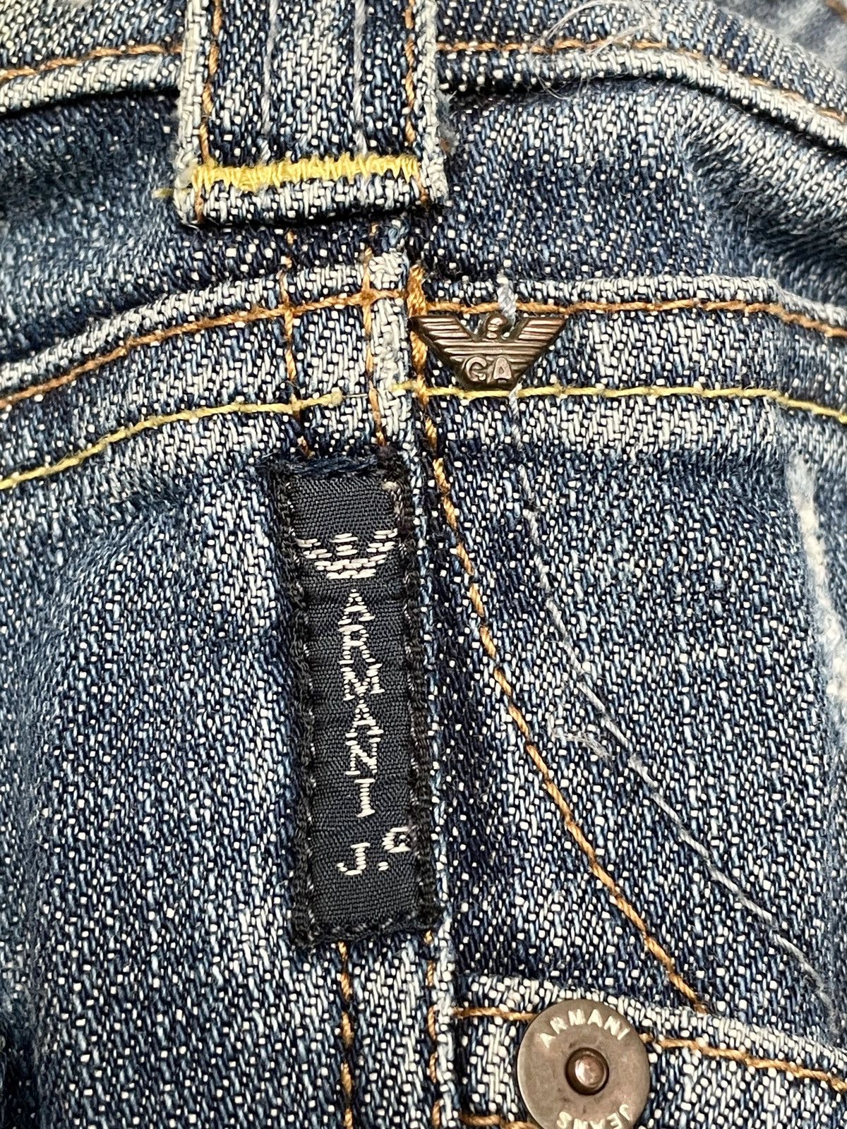 Armani × Vintage Rare Design Vintage Brand Armani Jeans 1990s Size US 30 / EU 46 - 10 Thumbnail