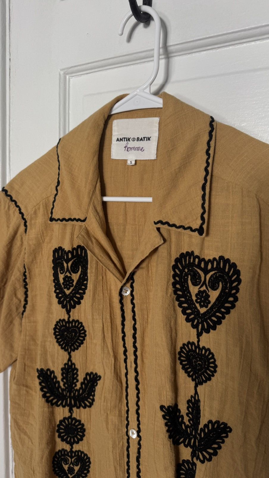 Other Antik Batik cuban embroidered shirt Size US S / EU 44-46 / 1 - 5 Thumbnail