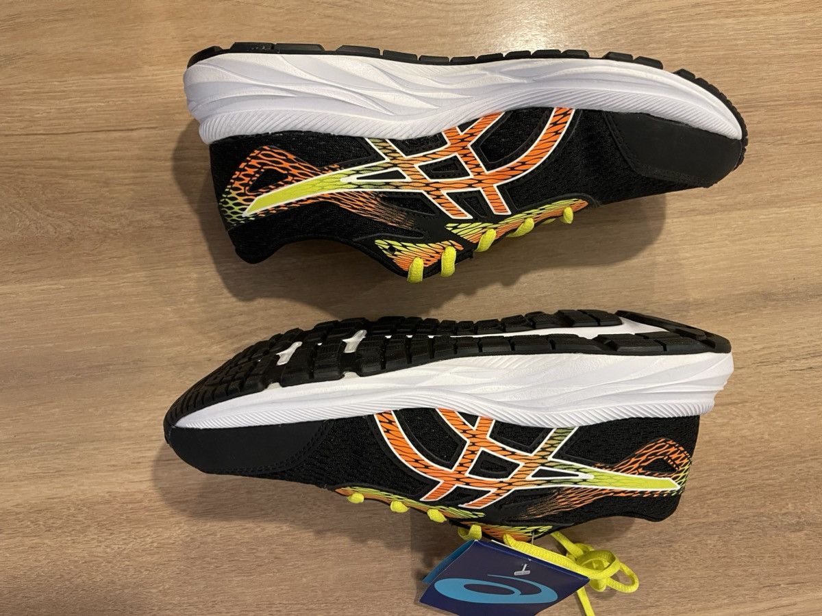 Asics GEL-EXCITE 6 GS BLACK/SHOCKING ORANGE Size US 5 / EU 37 - 2 Thumbnail
