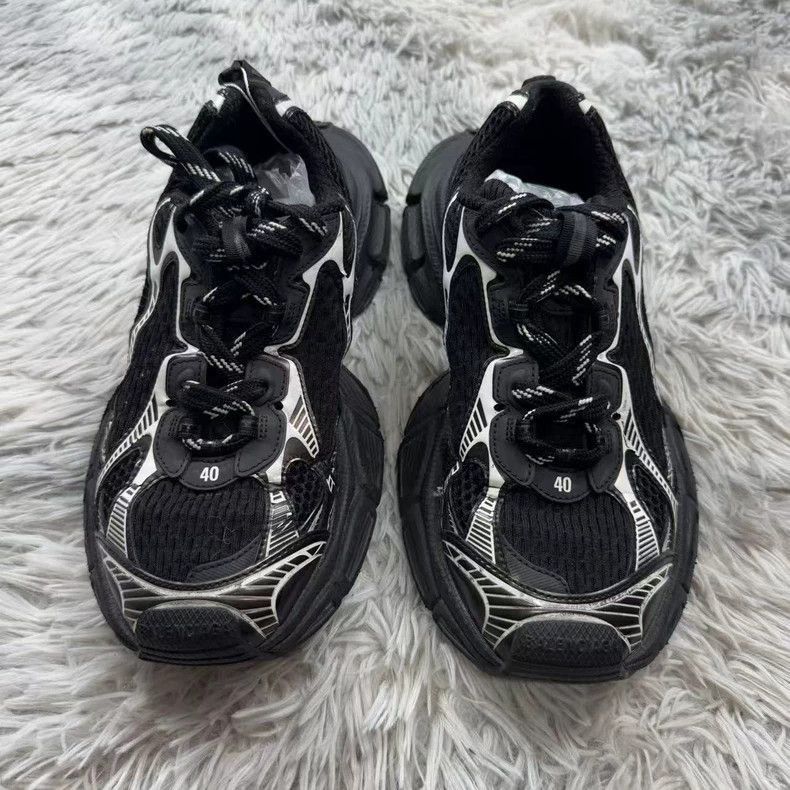 Balenciaga Balenciaga Black Sneakers Size 40-2506 Size US 8.5 / EU 41-42 - 2 Thumbnail
