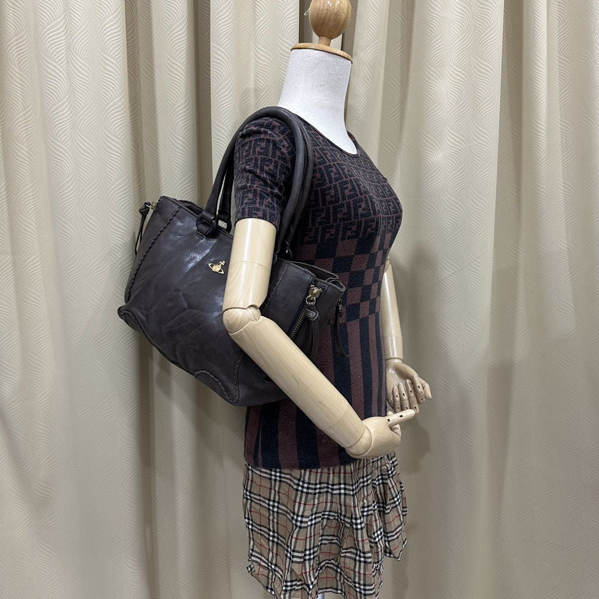 Vivienne Westwood ‼️YES‼️ VIVIENNE WESTWOOD LEATHER TOTE BAG Size ONE SIZE - 16 Thumbnail