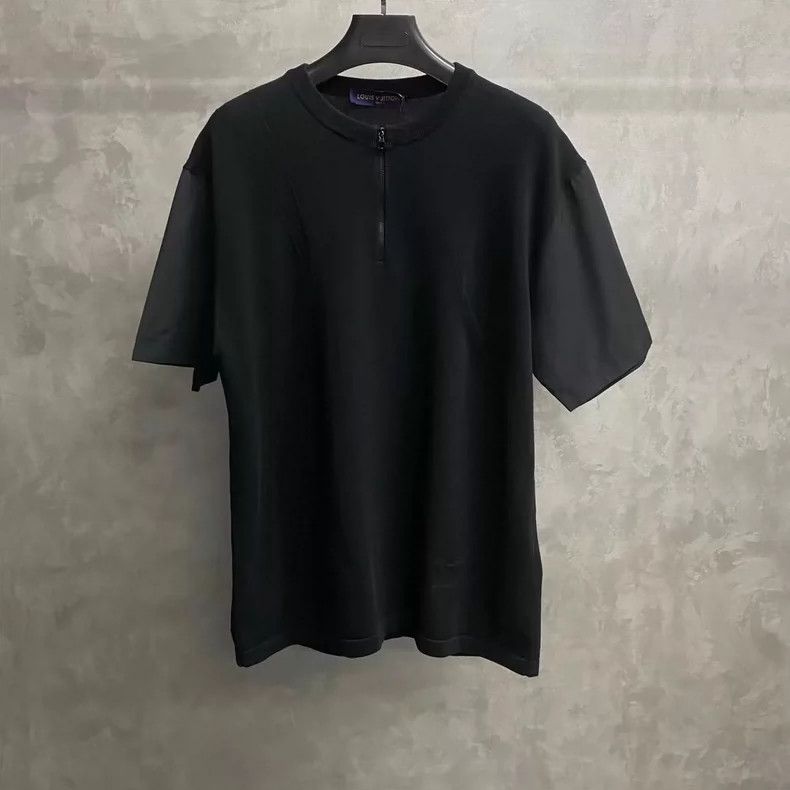 Louis Vuitton LOUIS VUITTON Black half zip knit logo short sleeve 2504-Ne Size US XXL / EU 58 / 5 - 1 Thumbnail