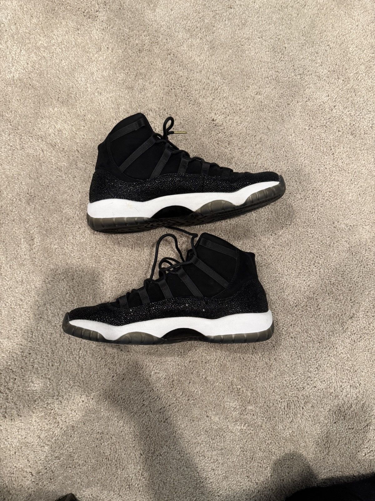 Jordan Brand Jordan 11 Retro Heiress Size US 10.5 / EU 43-44 - 2 Thumbnail