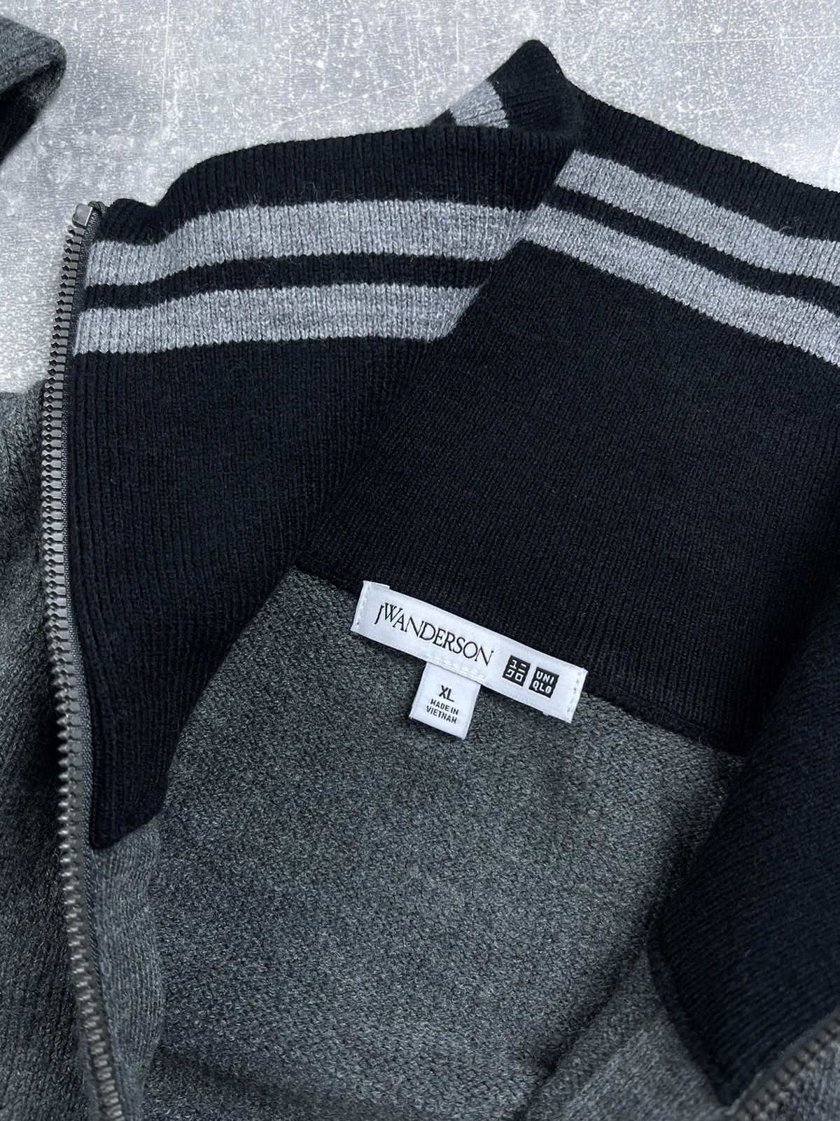 JW Anderson × Uniqlo Uniqlo x JW Anderson Half Zip Knit Sweater Gray Black Size US XL / EU 56 / 4 - 10 Thumbnail