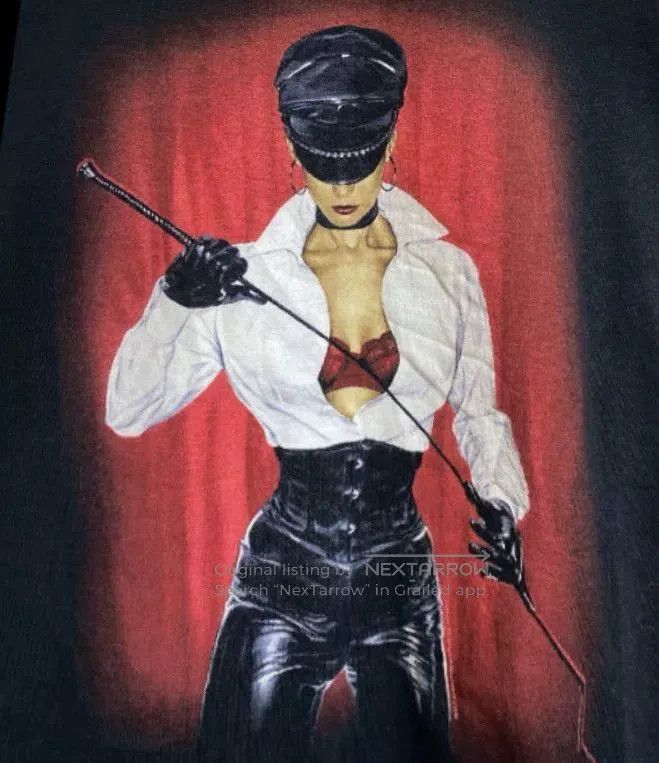 VINNY's Vintage 90s Gildan Women's T-shirt. Size M / US 6-8 / IT 42-44 - 1 Thumbnail
