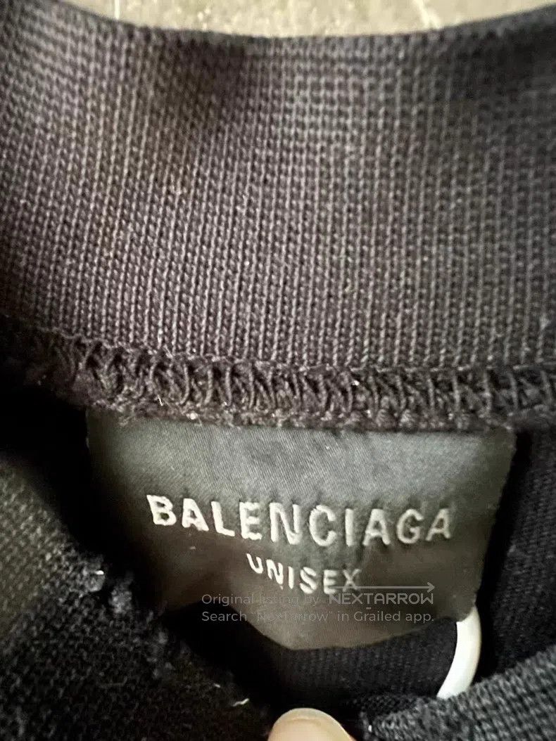 Balenciaga Balenciaga Eiffel Tower Bitcoin short-sleeved T-shirt, siz Size US S / EU 44-46 / 1 - 3 Thumbnail