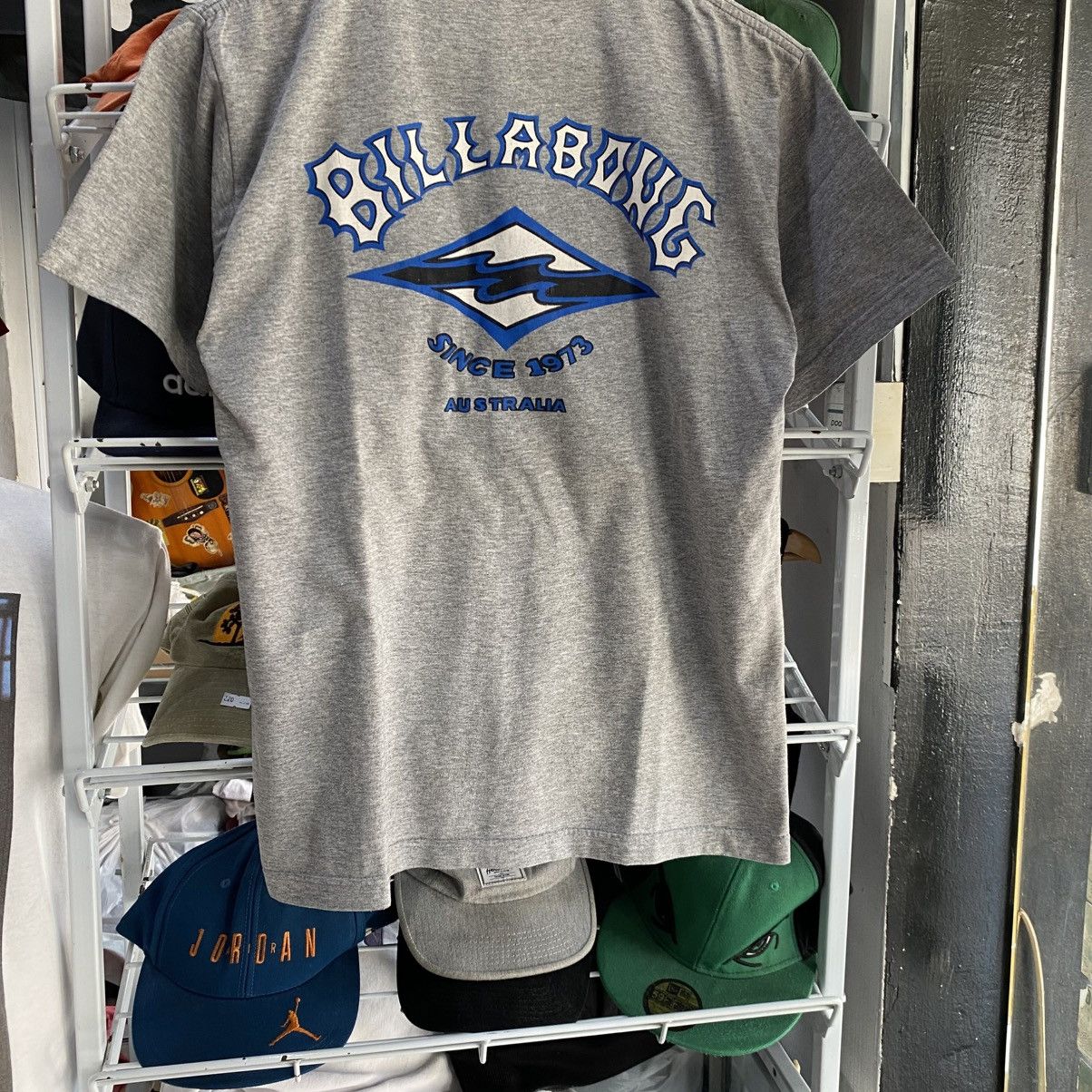 Billabong × Vintage 🏄‍♂️ Billabong Australia 90s vintage surf style t-shirt Size US M / EU 48-50 / 2 - 4 Thumbnail