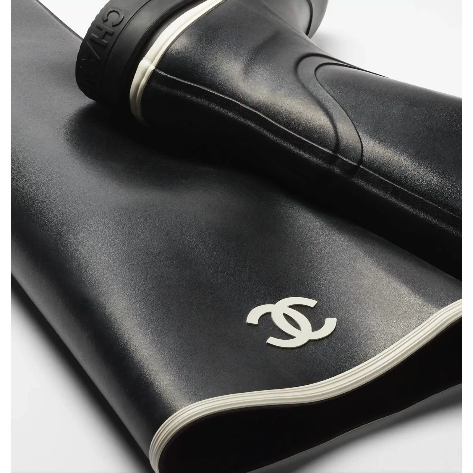 Chanel 22K Caoutchouc CC Thigh High Pull On Rubber Rain Boot 40 Size US 10 / IT 40 - 7 Thumbnail