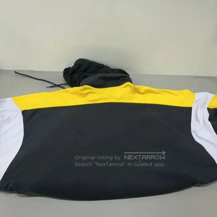 Balenciaga Balenciaga Color. Size US L / EU 52-54 / 3 - 8 Thumbnail