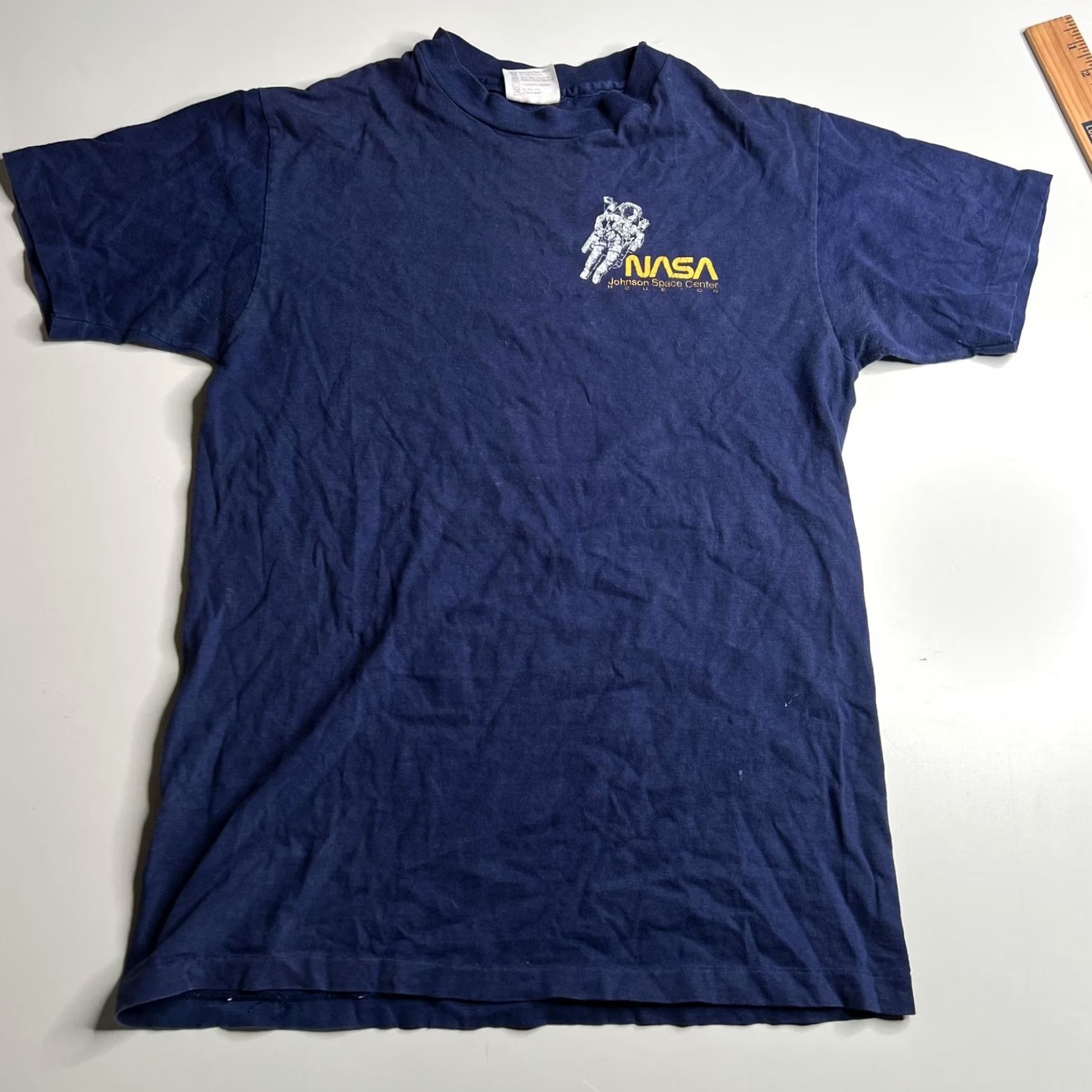 Hanes VINTAGE NASA Johnson Space Center Shirt Mens Medium Blue Hanes Beefy-T 80s Space Shuttle 1983 Graphics Size US M / EU 48-50 / 2 - 2 Thumbnail