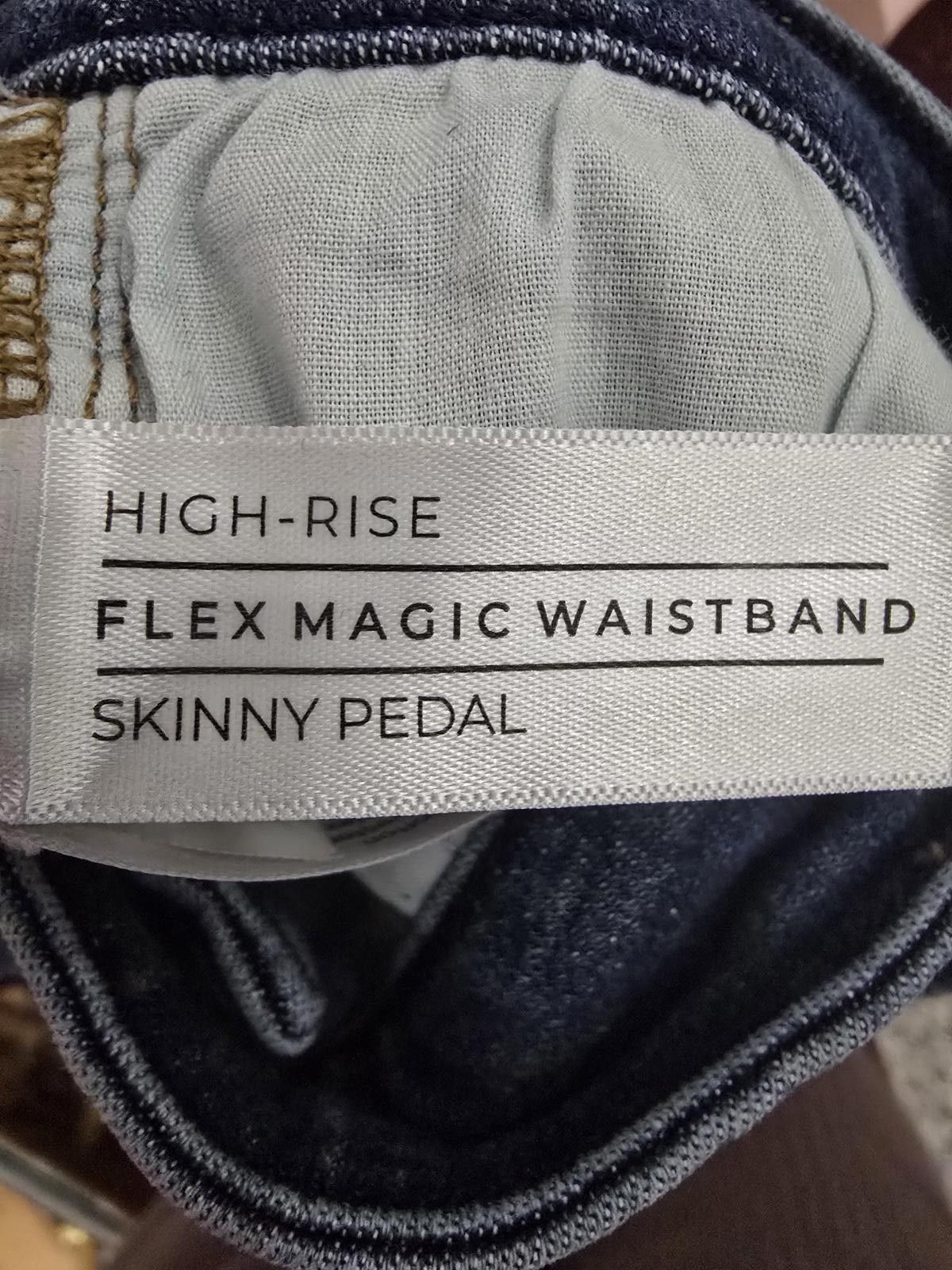 Other Lane Bryant Distressed Blue Pedal Pant Jeans Size 22/24 Size 42" / US 20 - 4 Thumbnail