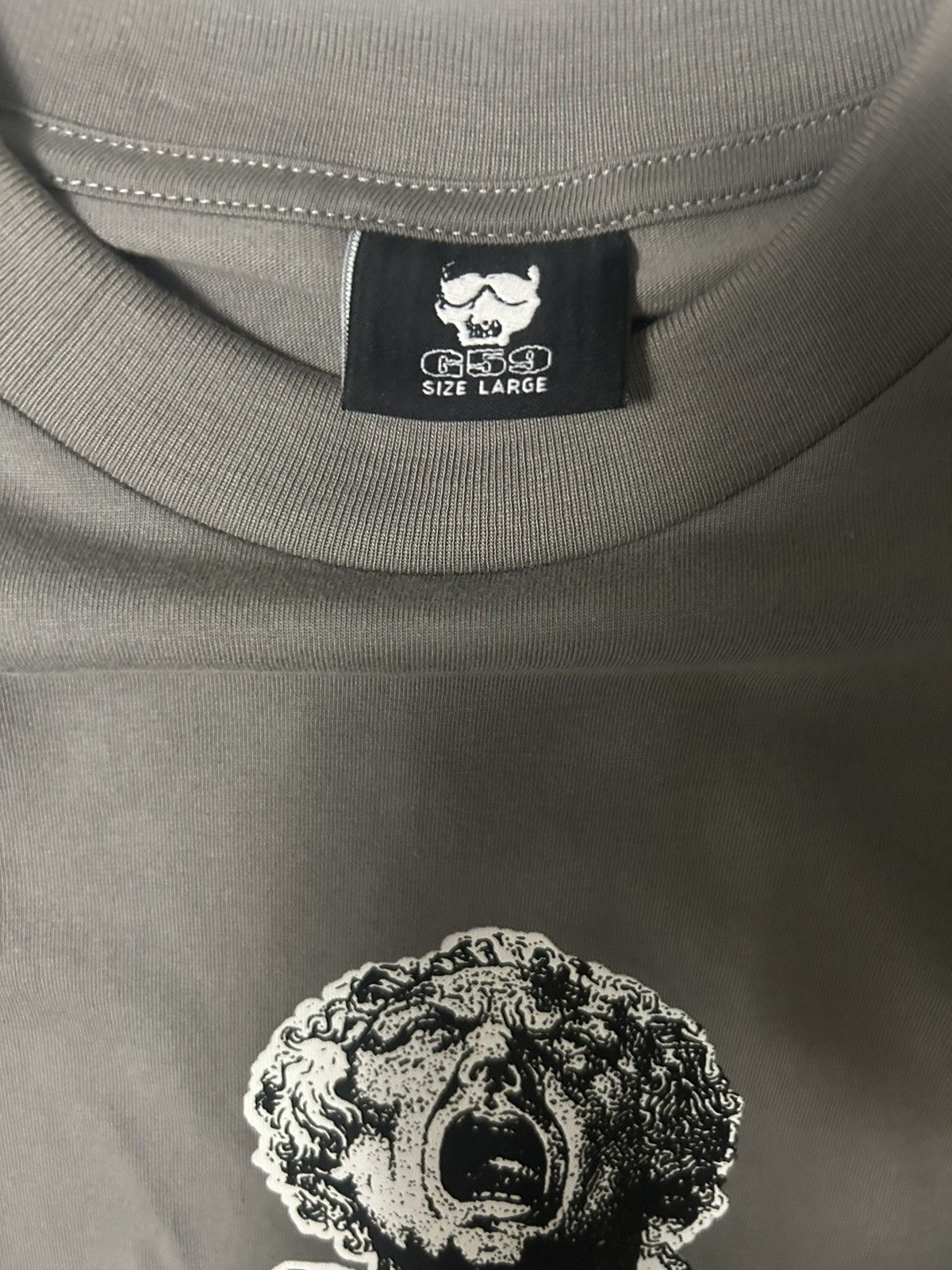 G59 Records Finding shelter in my larynx tee Size US L / EU 52-54 / 3 - 5 Thumbnail